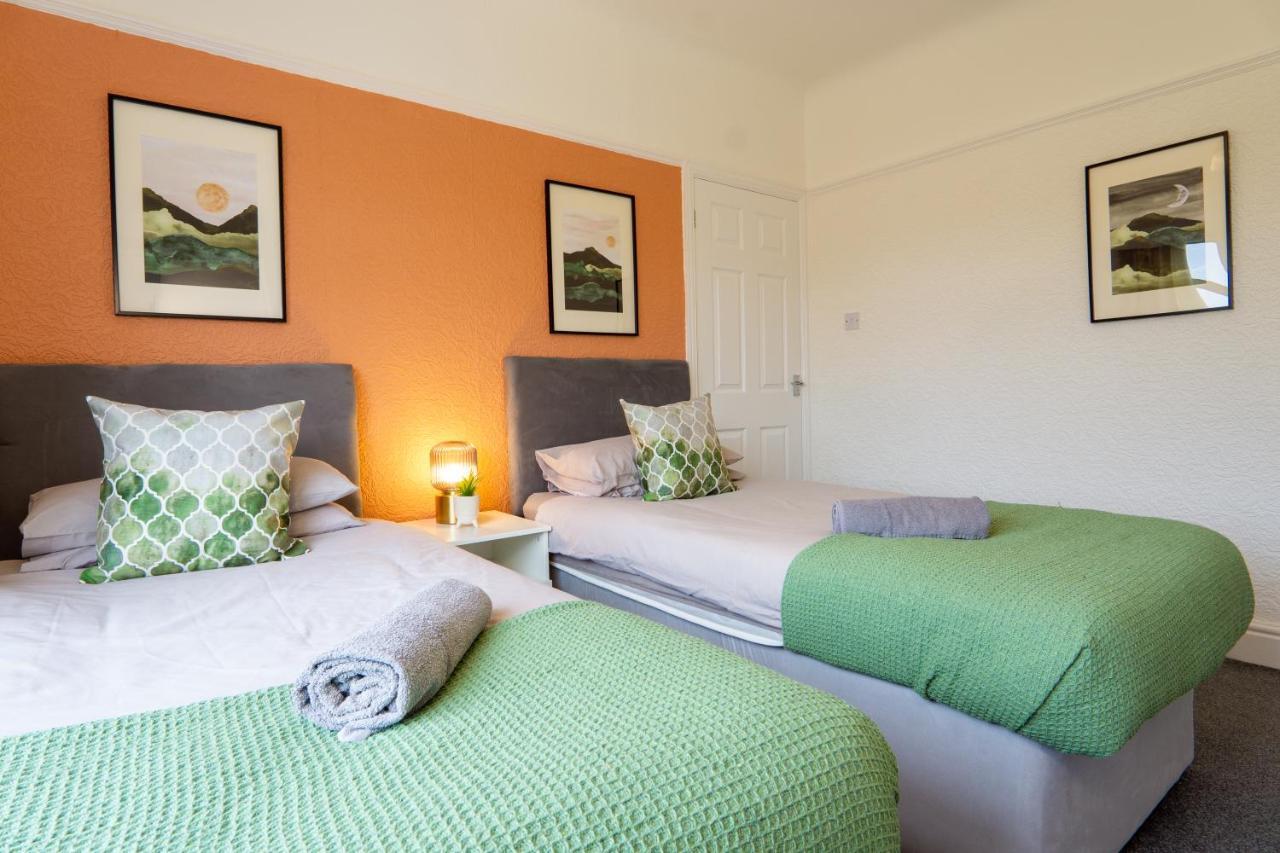 Strawberry Fields House - Air Host & - 3 Bedroom Apartment