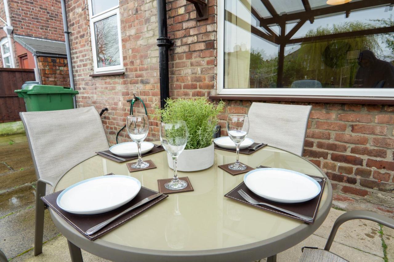 Strawberry Fields House - Air Host & - 3 Bedroom * Liverpool
