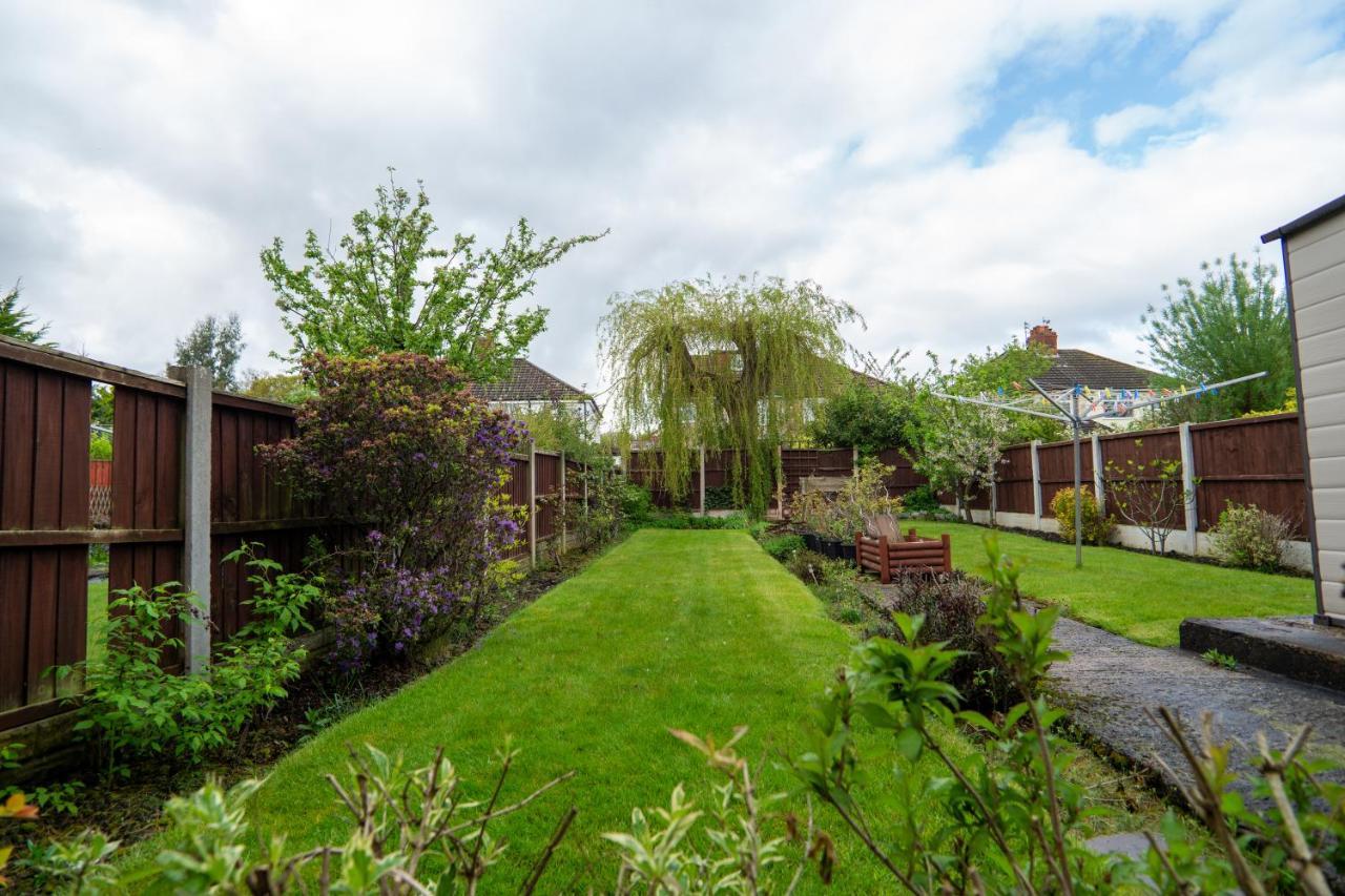 Strawberry Fields House - Air Host & - 3 Bedroom Liverpool
